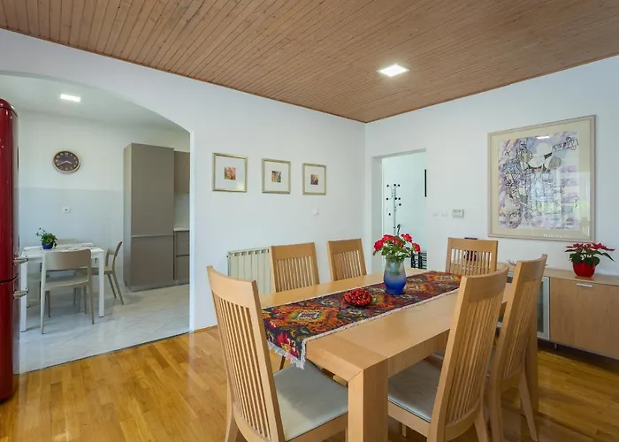 Apartment Mia , Free Parking Pula